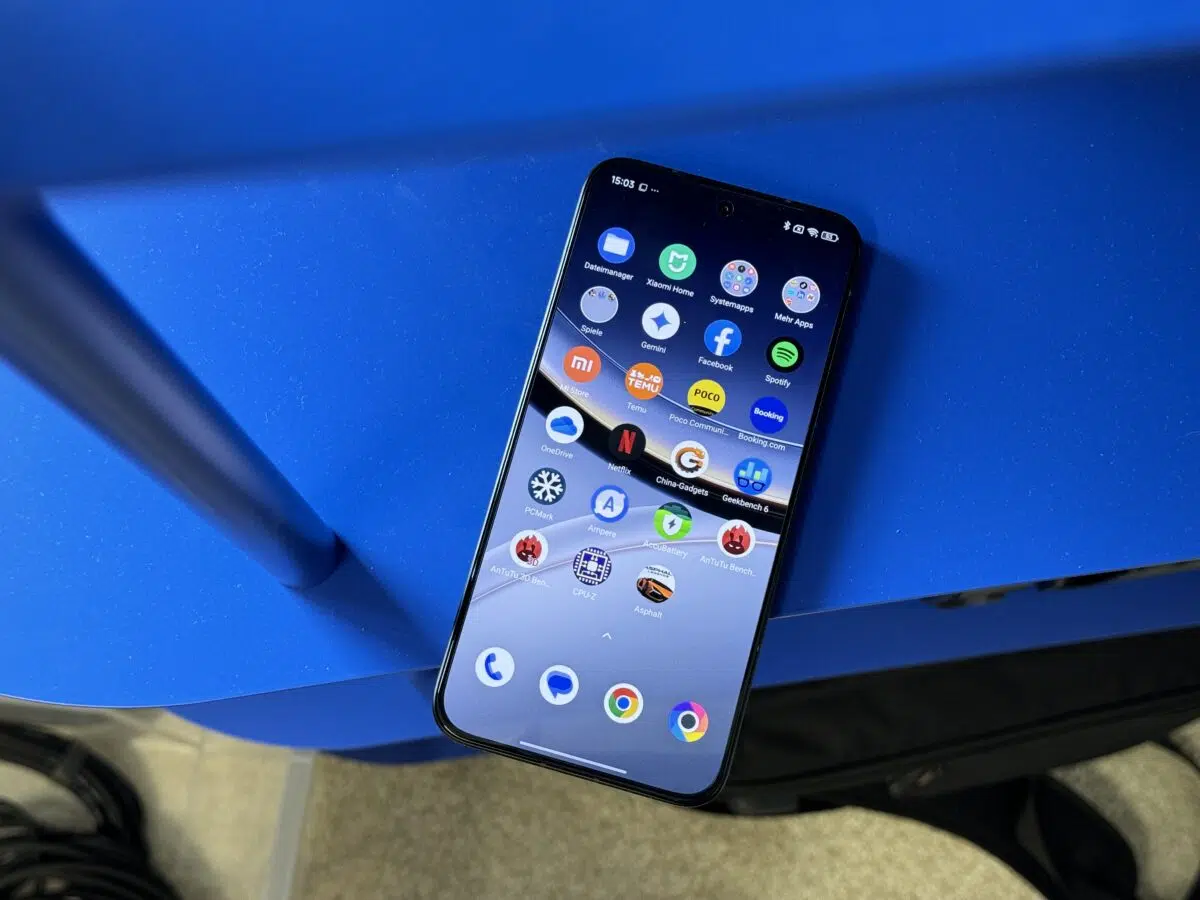 POCO F7 Smartphone Display