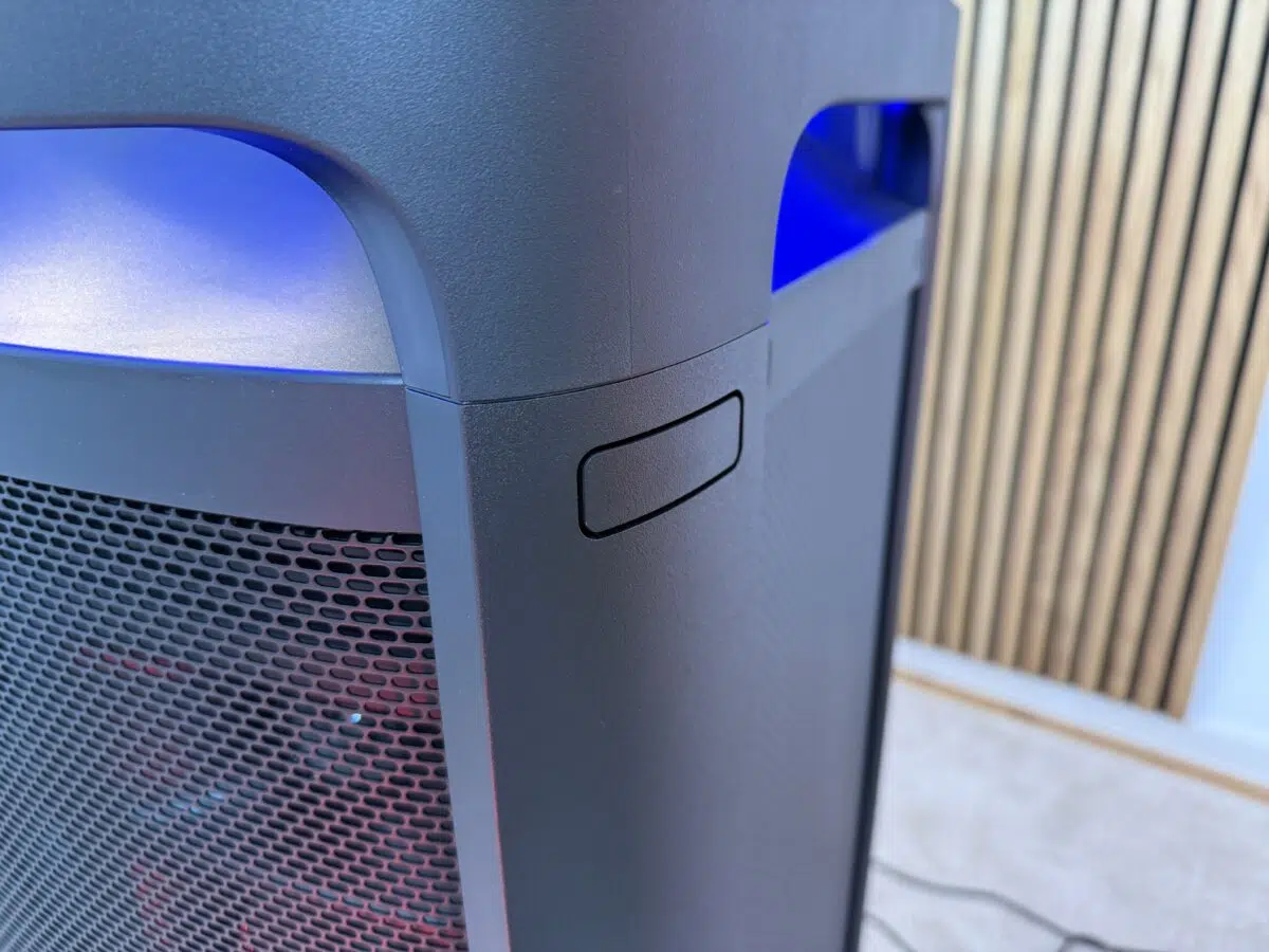 Sony ULT Tower 9 AC Mikrfonstaender eingefahren