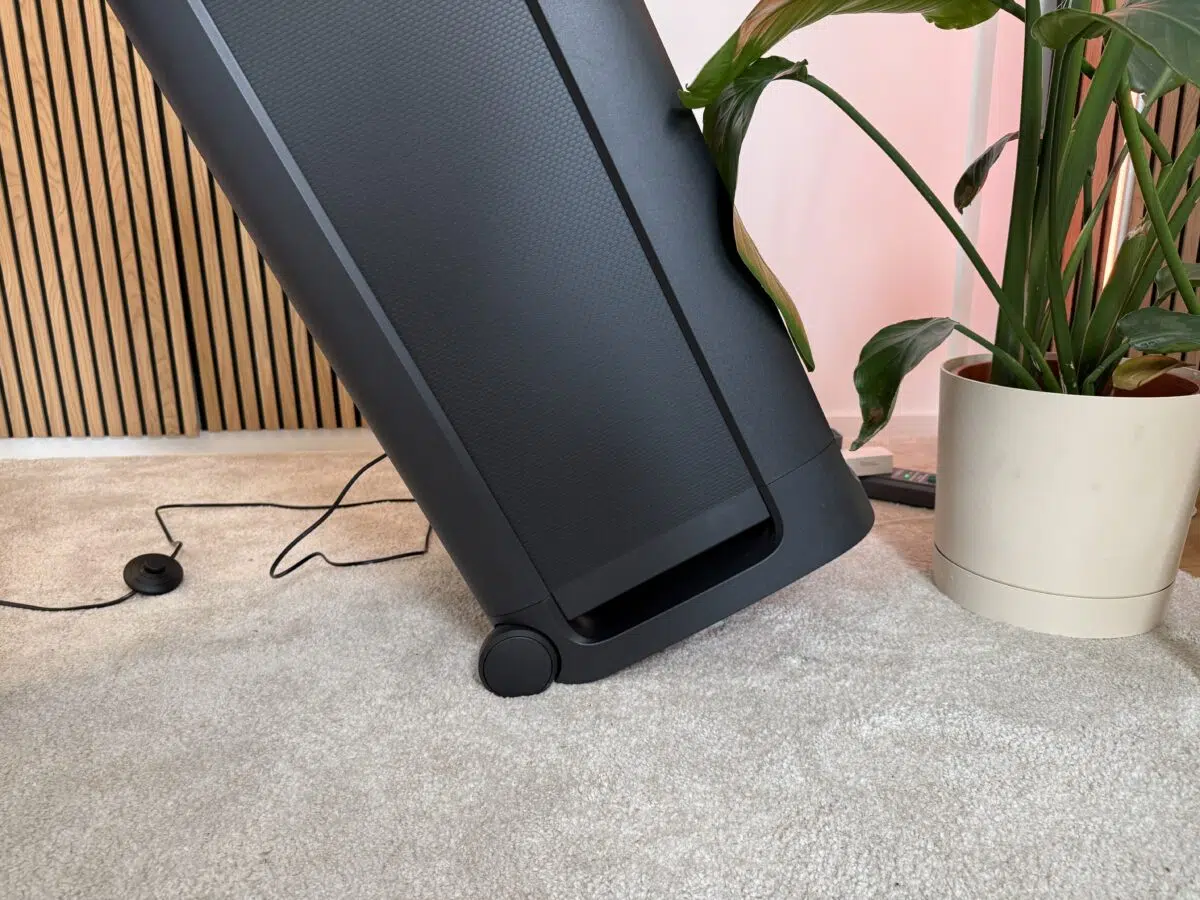 Sony ULT Tower 9 AC gekippt