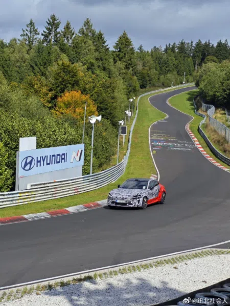 Xiaomi YU7 Erlkoenig Nuerburgring 2