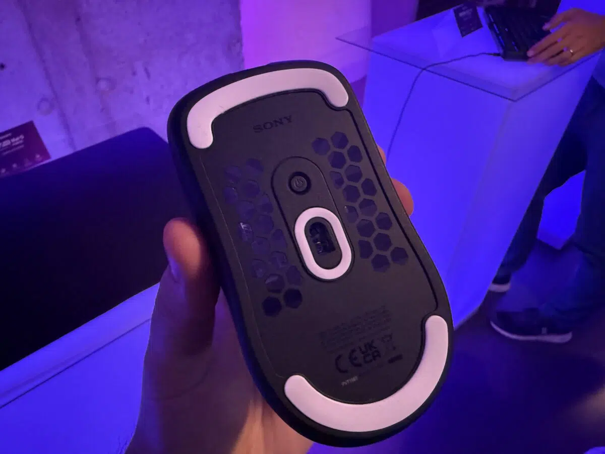 Inzone Mouse-A Unterseite