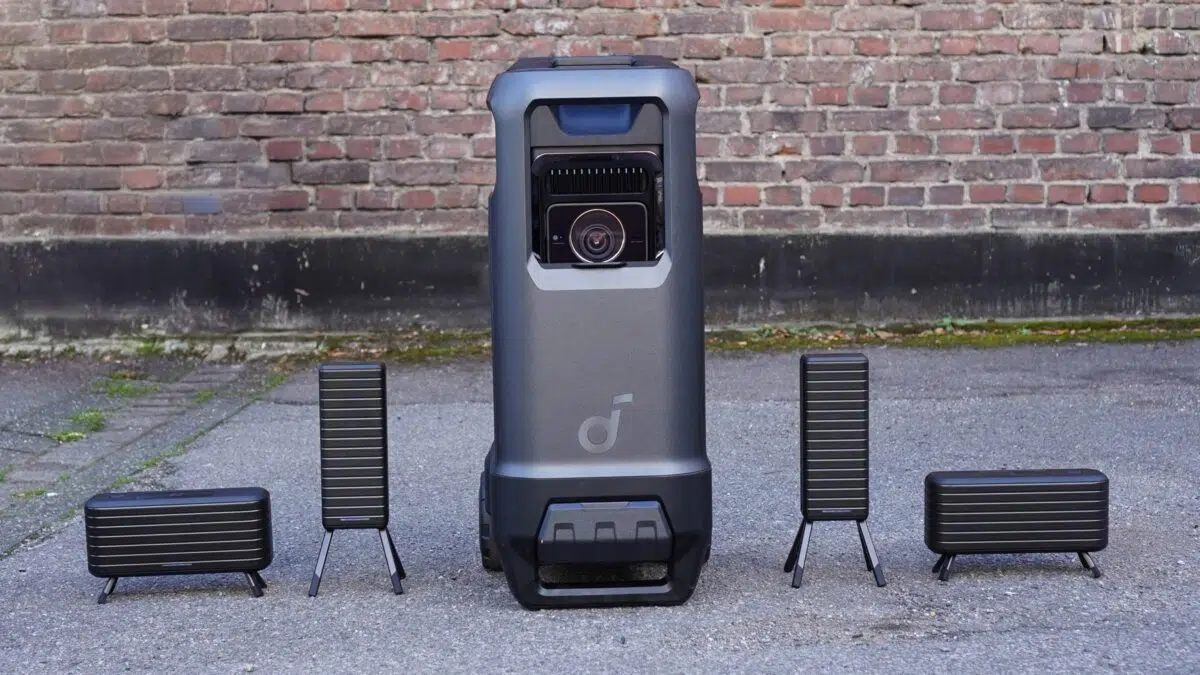 Anker Soundcore Nebula X1 Pro 4K Beamer 1