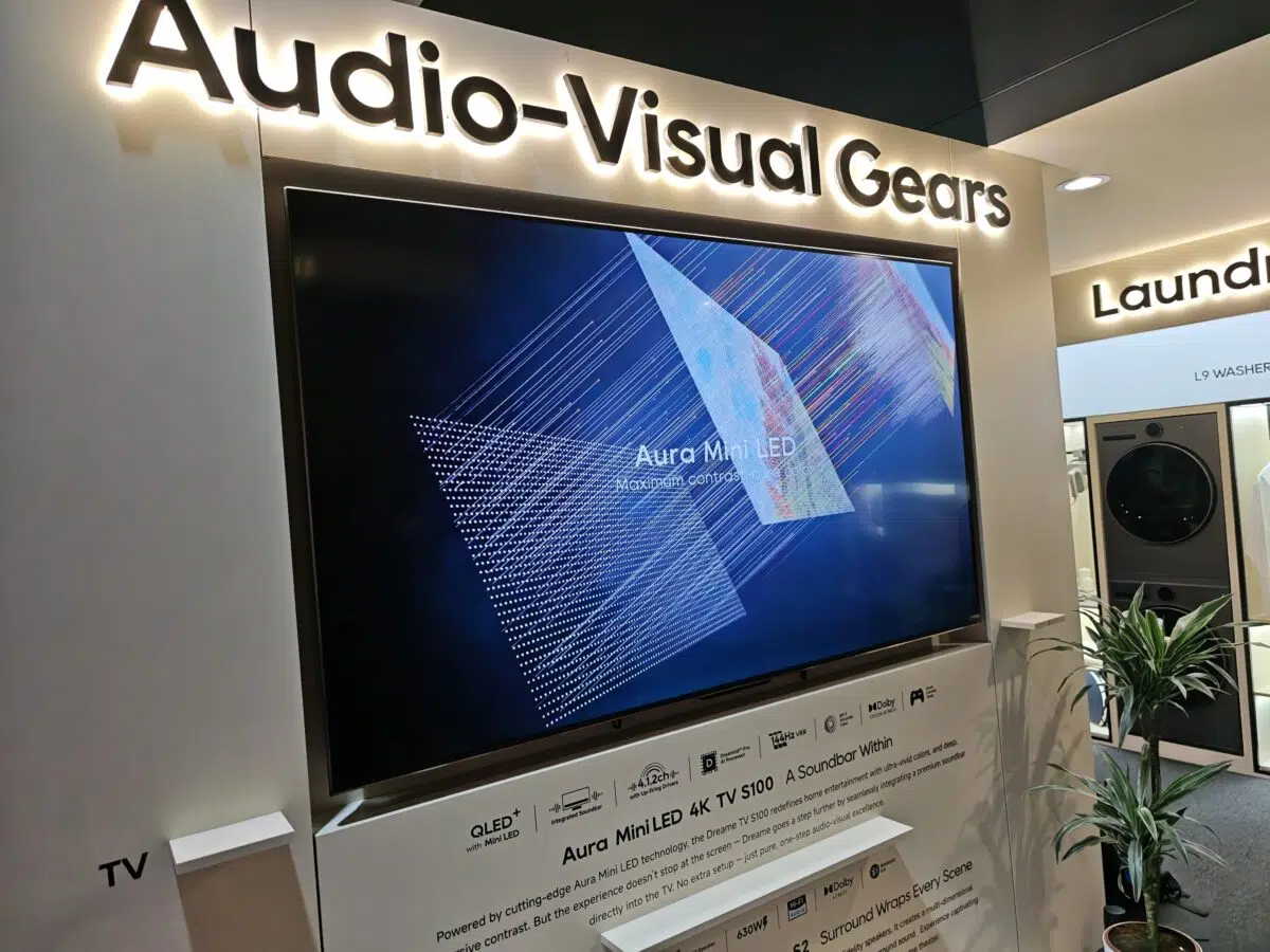 Dreame Aura S100 auf der IFA von links