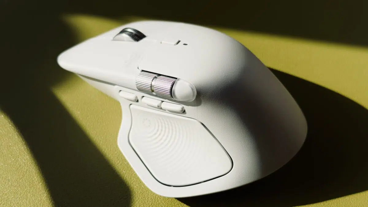 Logitech_MX_Master_4_Lifestyle