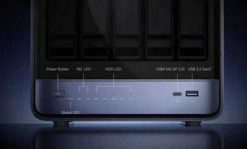 Minisforum N5 Pro NAS Anschluesse vorne Minisforum N5 Pro NAS Anschluesse vorne