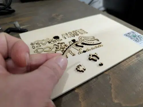 xTool F2 Holz Schnitt fertig1 xTool F2 Holz Schnitt fertig1