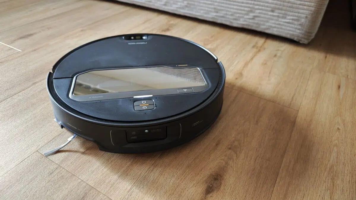 Roborock Saros Z70 Schraeg von oben Roborock Saros Z70 Schräg von oben