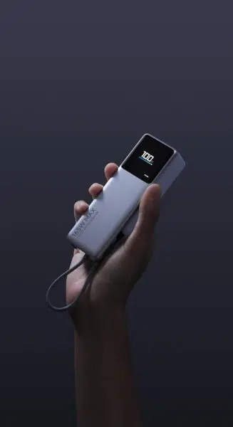 Xiaomi 165W Powerbank in Hand Xiaomi 165W Powerbank in Hand