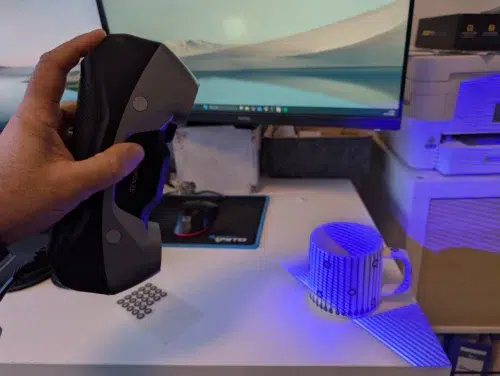 Revopoint MetroY Pro Tasse Scanprozess Revopoint MetroY Pro Tasse Scanprozess