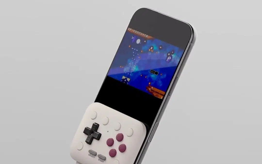 8Bitdo FlipPad Smartphone Controller 1
