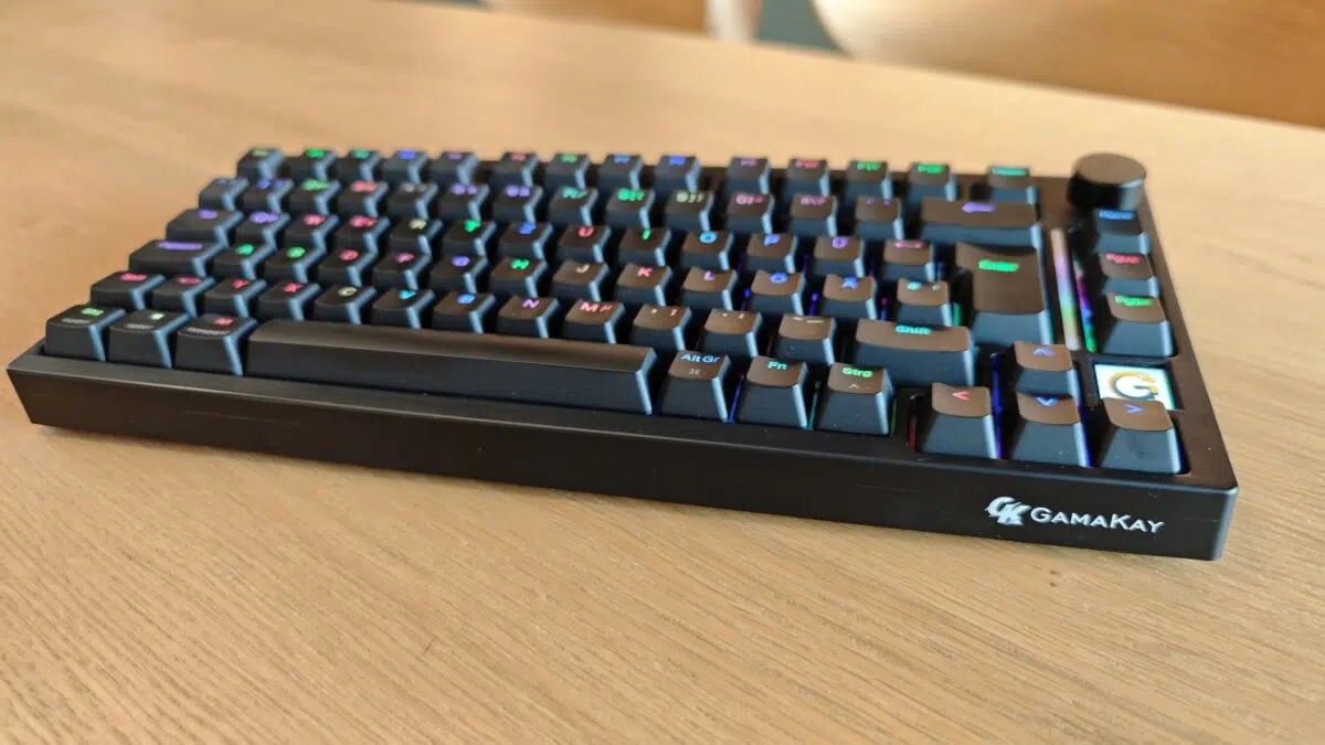 Gamakay TK75HE V2 seitlich