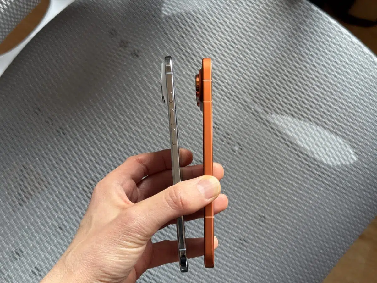 Honor Magic 8 Pro Air vs iPhone Air Dicke