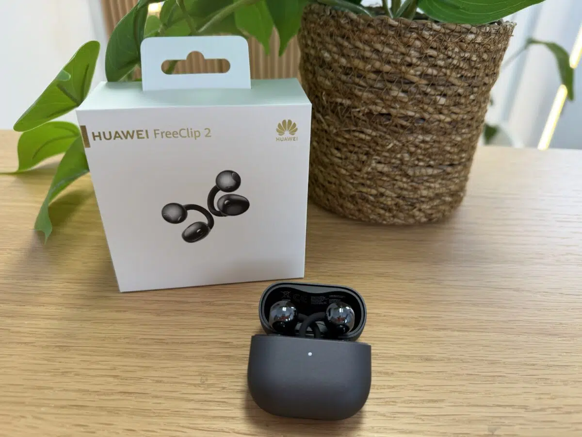 Huawei FreeClip 2 Hoerer in Case