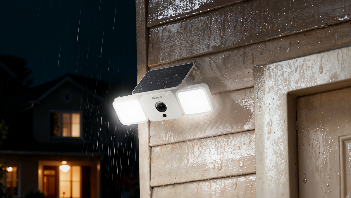 Reolink Solar Floodlight e1767780389337