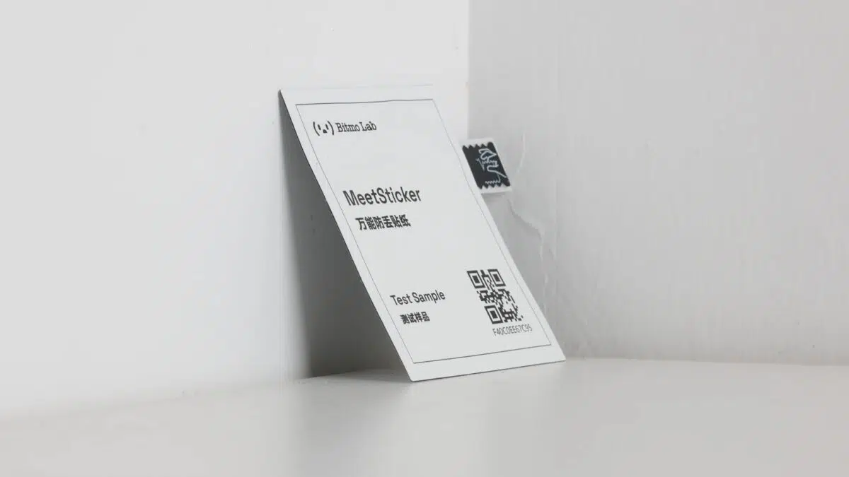 BitmoLab MeetSticker