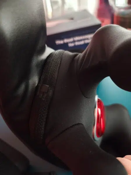 Bob and Brad 4D Nackenmassagegeraet Reissverschluss