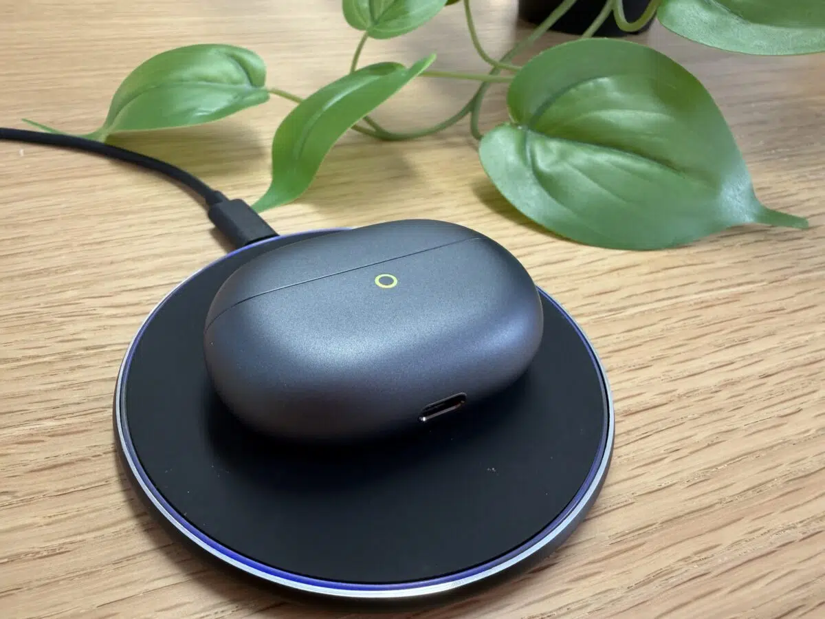 Huawei FreeBuds Pro 5 wireless Charging Huawei FreeBuds Pro 5 wireless Charging