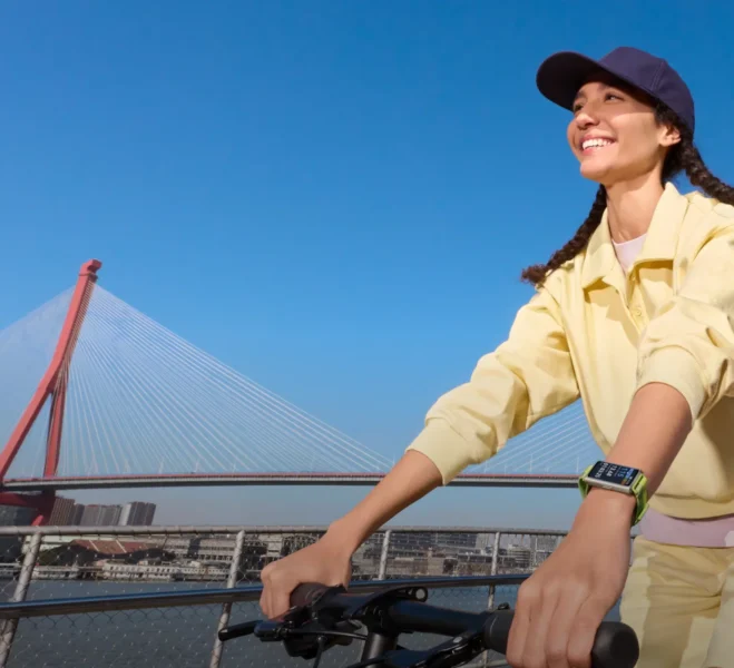 huawei band 11 pro riding top 2x e1772198014405 huawei band 11 pro riding top 2x e1772198014405