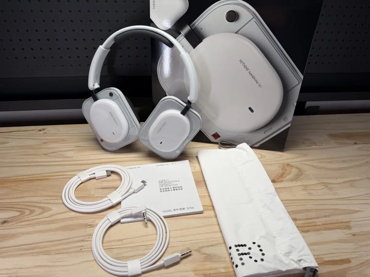 Nothing Headphone a Lieferumfang