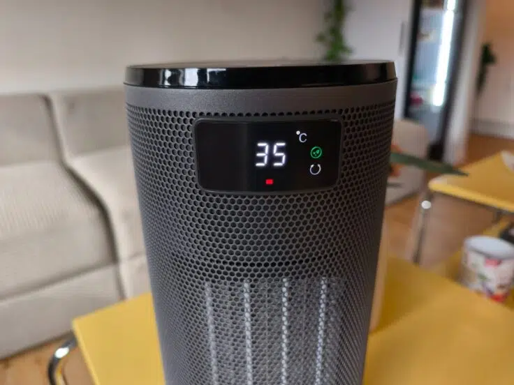 OmniHeat Keramikheizluefter Display