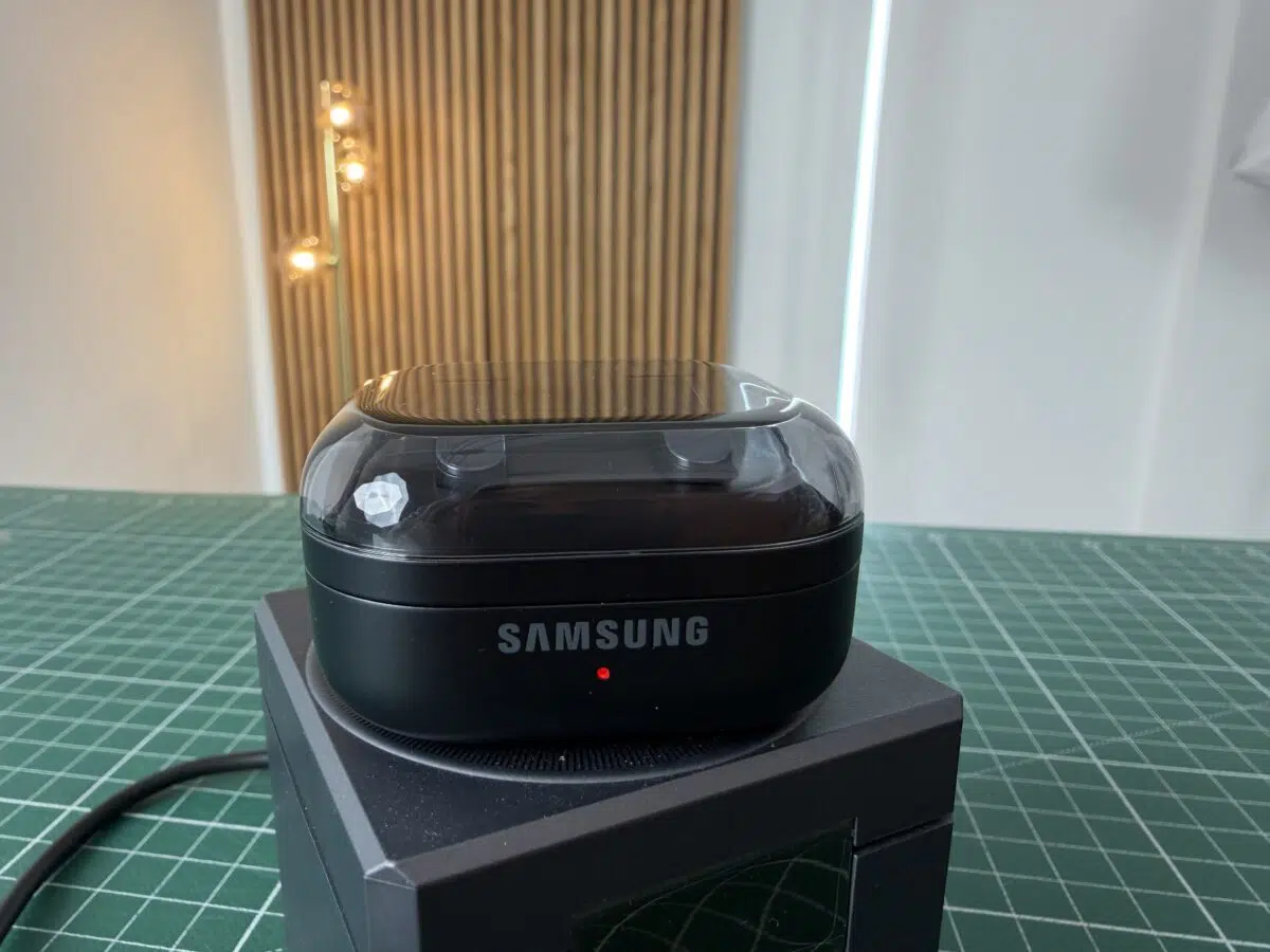 Samsung Galaxy Buds4 Pro QI Laden