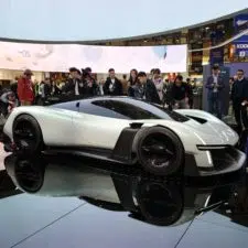 Xiaomi Vision Gran Turismo von der Seite