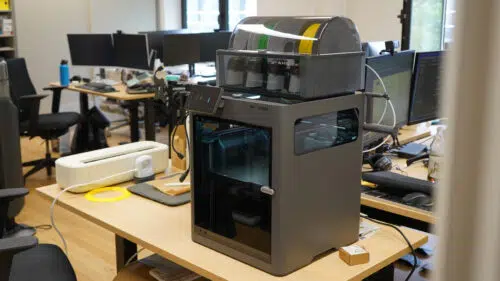 Bambu Lab X2D: Macht der neue 3D-Drucker den teuren H2D überflüssig?