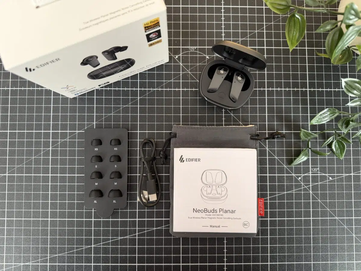 EDIFIER NeoBuds Planar Lieferumfang
