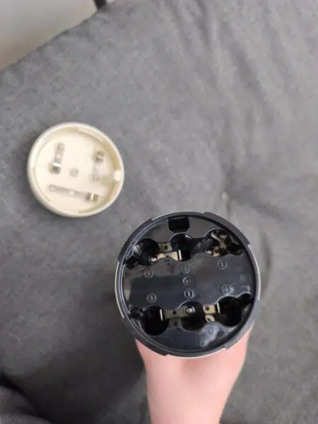 Lepro Campinglaterne Batteriefach