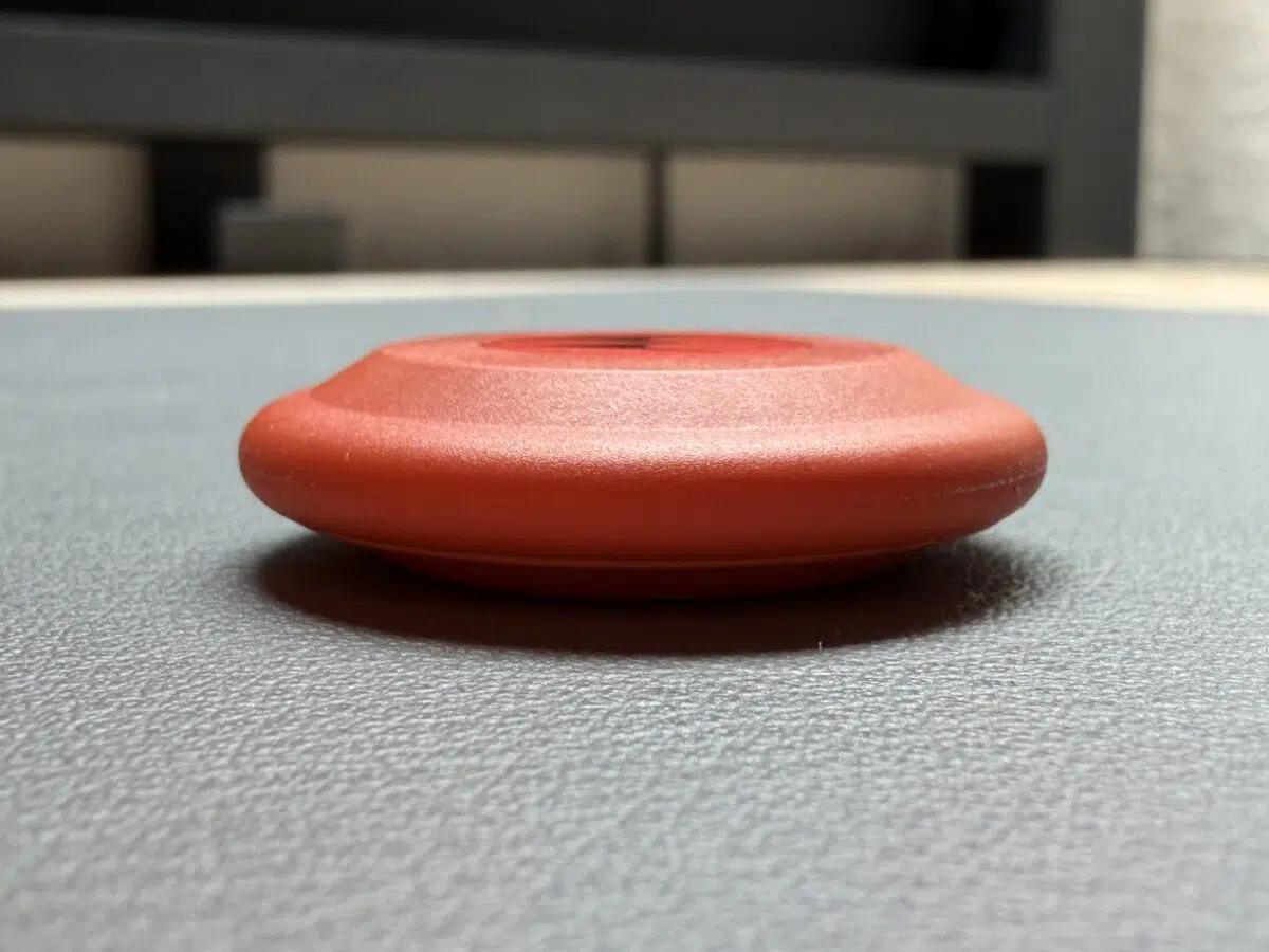 Motorola Moto Tag 2 UFO Design