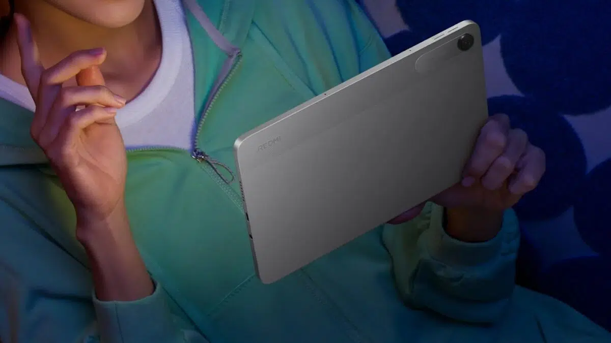 Redmi_Pad_2_97__in_der_Hand