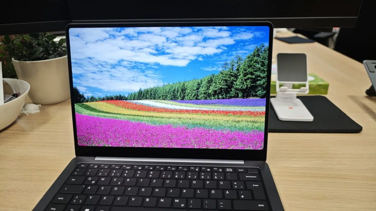 SAMSUNG Galaxy Book6 Pro 14 Display
