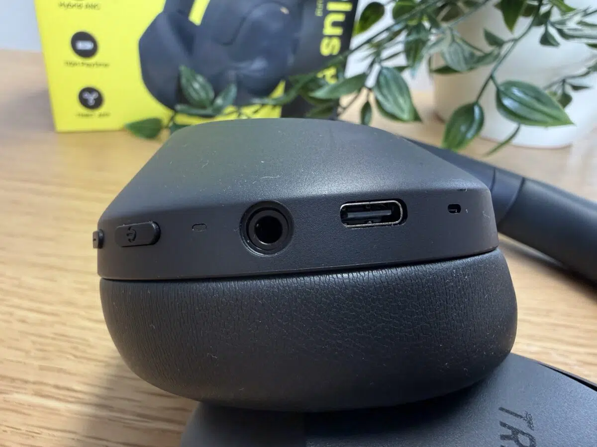 Tribit QuietPlus 81 Anschluesse