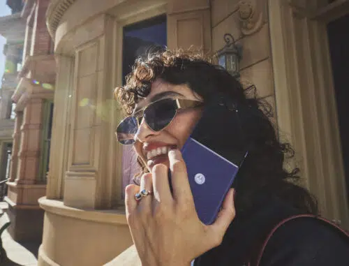 razr 70 family mit mensch