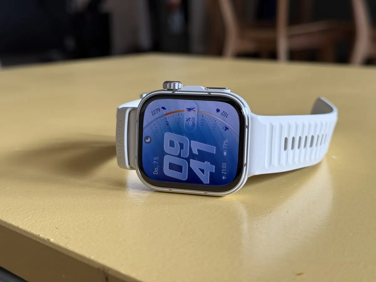 Huawei Watch Fit 5 Pro Display 1