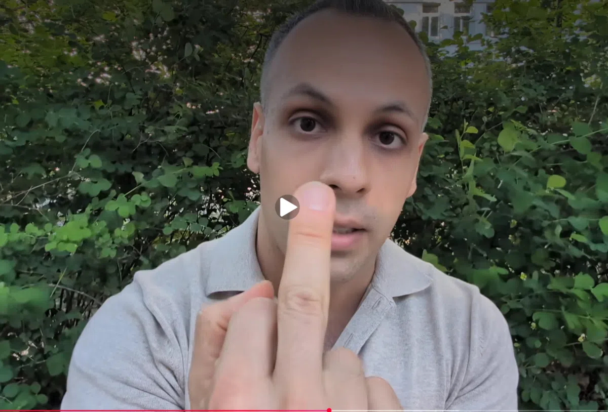Louis Rossmann Middlefinger