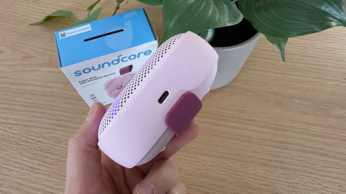 Soundcore Boom Go 3i Ladeanschluss