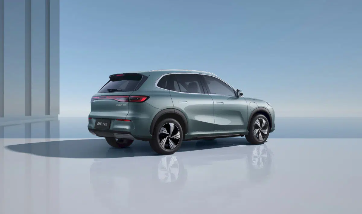 Geely E5 Silhouette