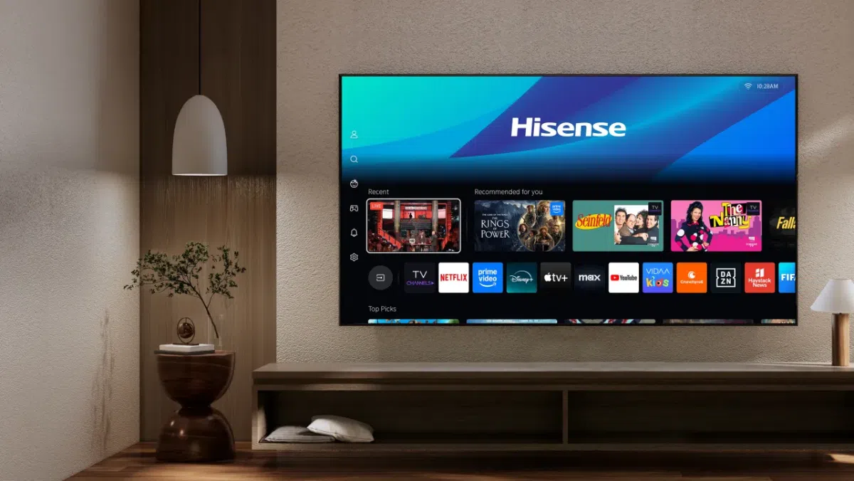 Hisense 65U7Q An der Wand