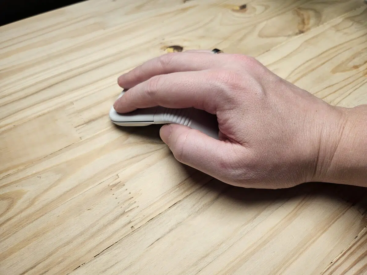 Logitech Mobi Flip Faltbare Maus 11 Logitech Mobi Flip Faltbare Maus 11