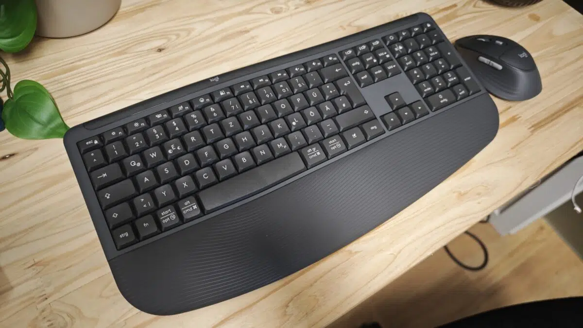 Logitech_Signature_Comfort_Plus_Combo_MK880_Maus_und_Tastatur Logitech Signature Comfort Plus Combo MK880 Maus und Tastatur