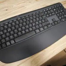Logitech Signature Comfort Plus Combo MK880 Maus und Tastatur