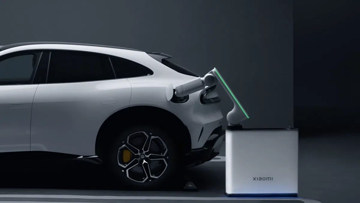 Xiaomi_Roboterladearm_am_Auto Xiaomi Roboterladearm am Auto