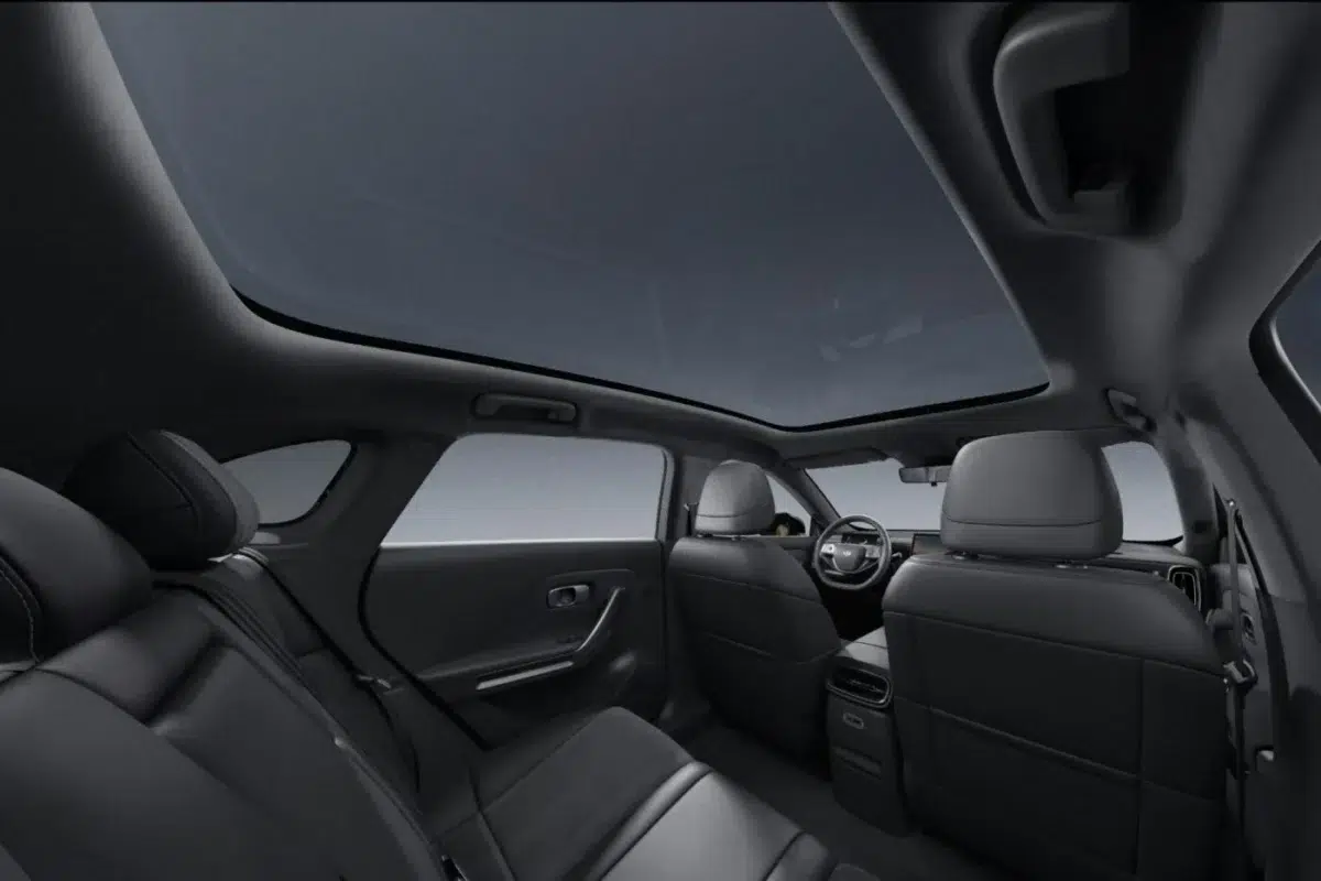 leapmotor b05 Panorama Glasdach