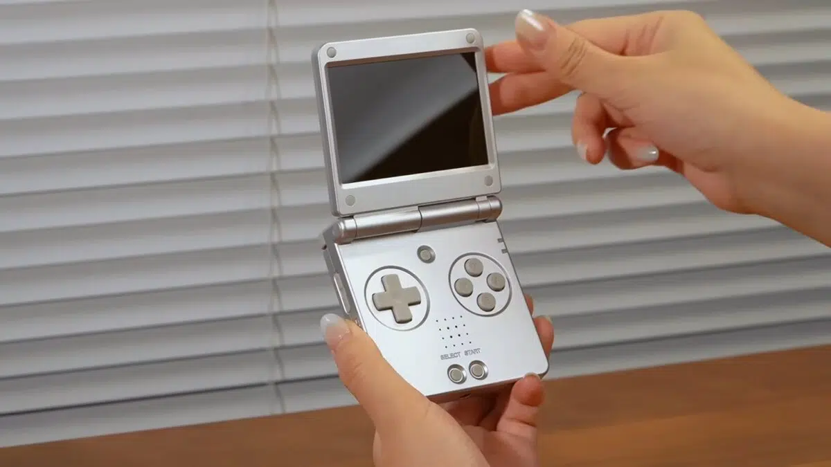 Anbernic_RG_SP_Handheld_Unboxing