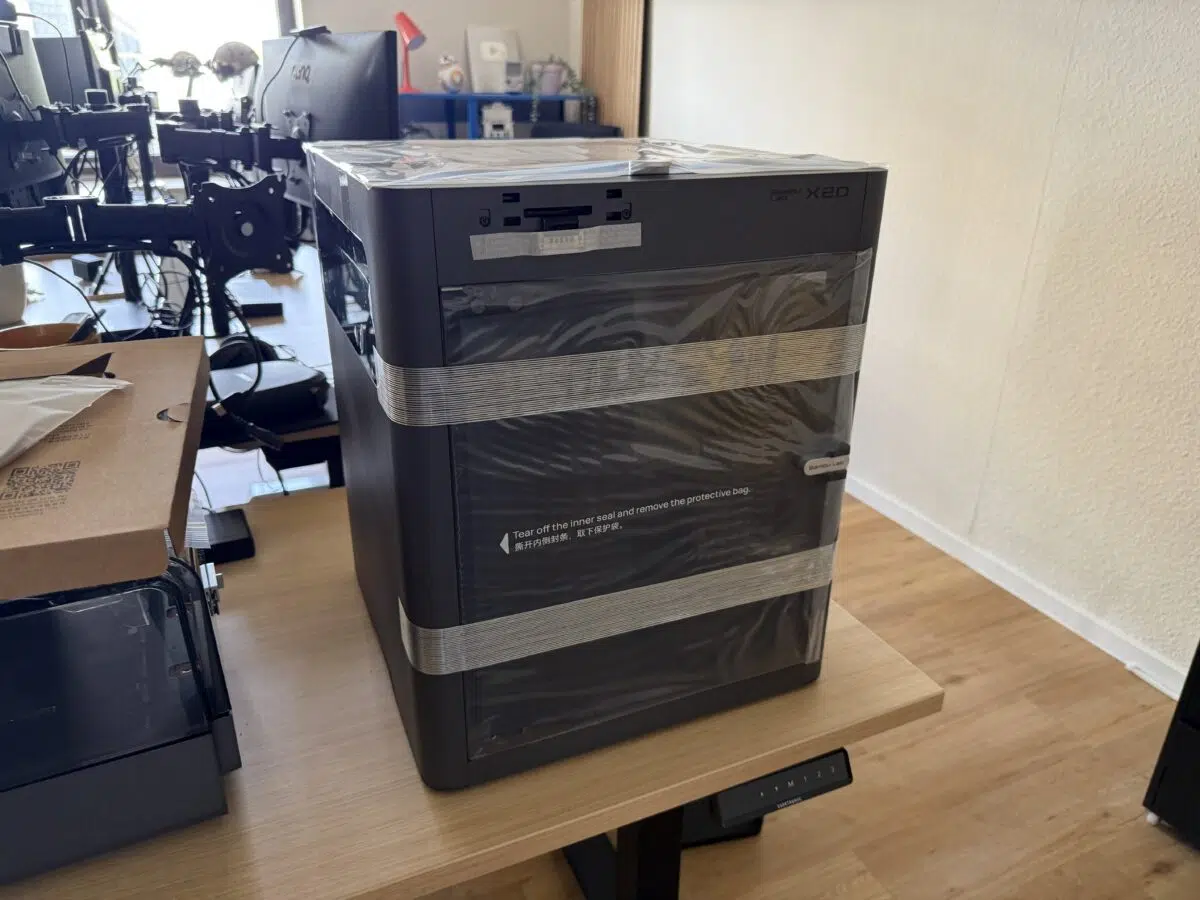 Bambu Lab X2D 3D Drucker Unboxing Bambu Lab X2D 3D Drucker Unboxing