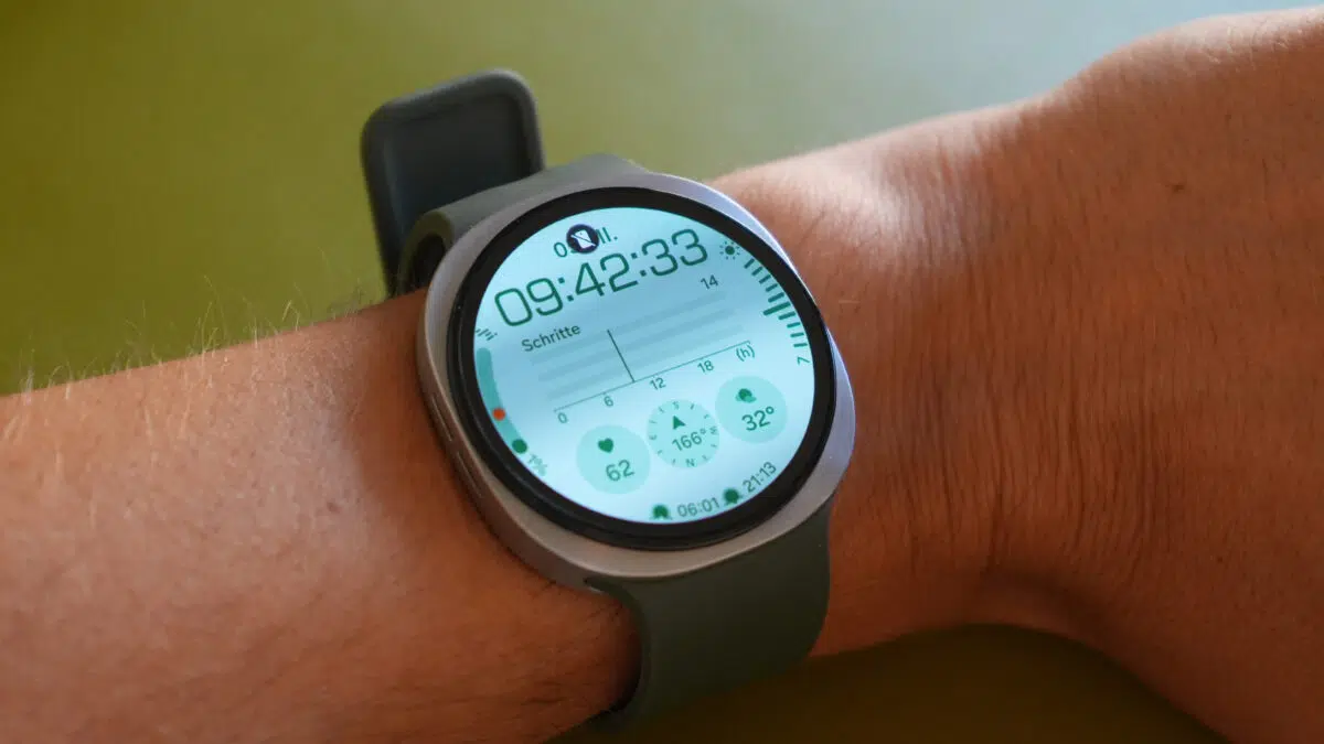 Samsung Galaxy Watch 9 Smartwatch Hands On