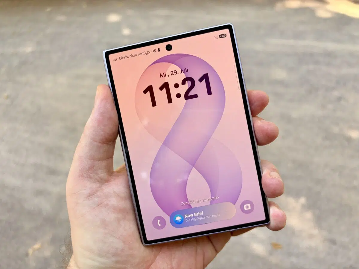 Samsung Galaxy Z Fold8 display4