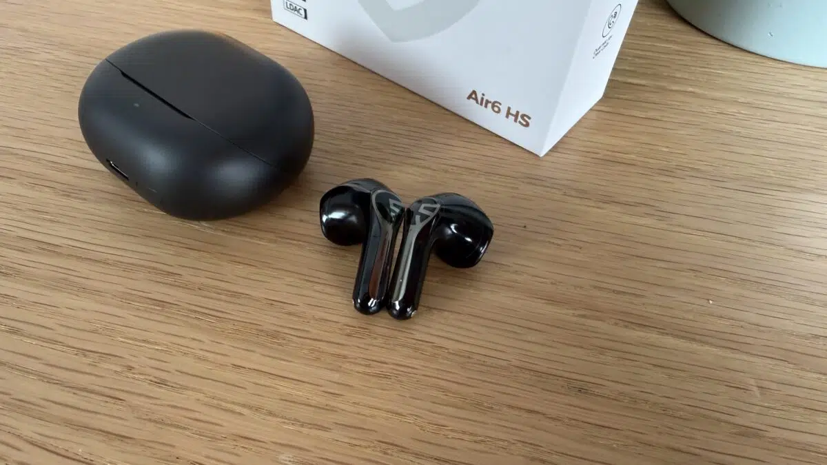SoundPEATS Air6 HS neben Box SoundPEATS Air6 HS neben Box