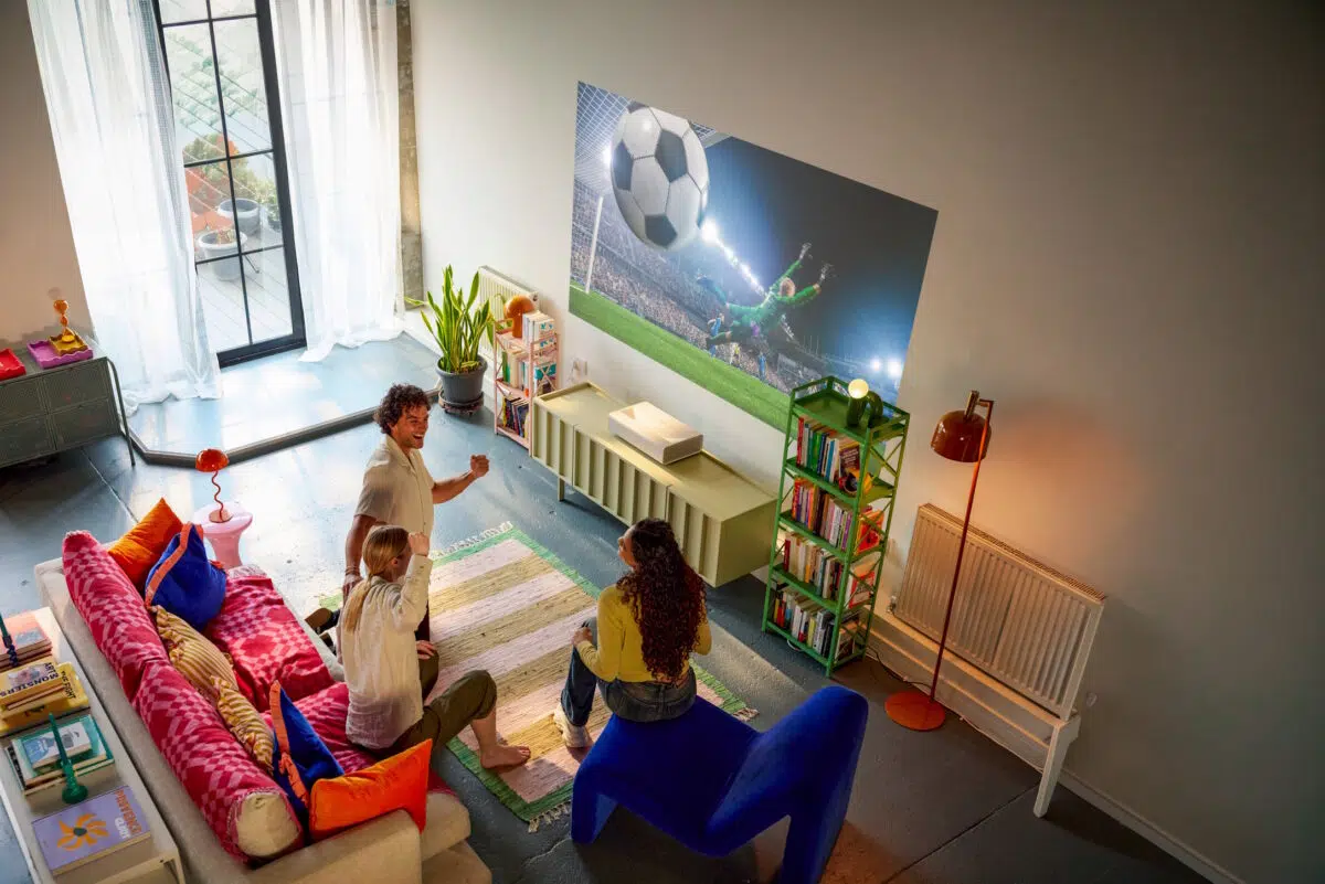 Xgimi Mira Ultrakurzdistanz Projektor 4K Google TV 3 Xgimi Mira Ultrakurzdistanz Projektor 4K Google TV 3